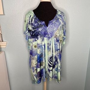 Energe Plus Size Floral Blouse